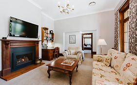 Cawarra On The Park - Historic Mudgee Grandeur
